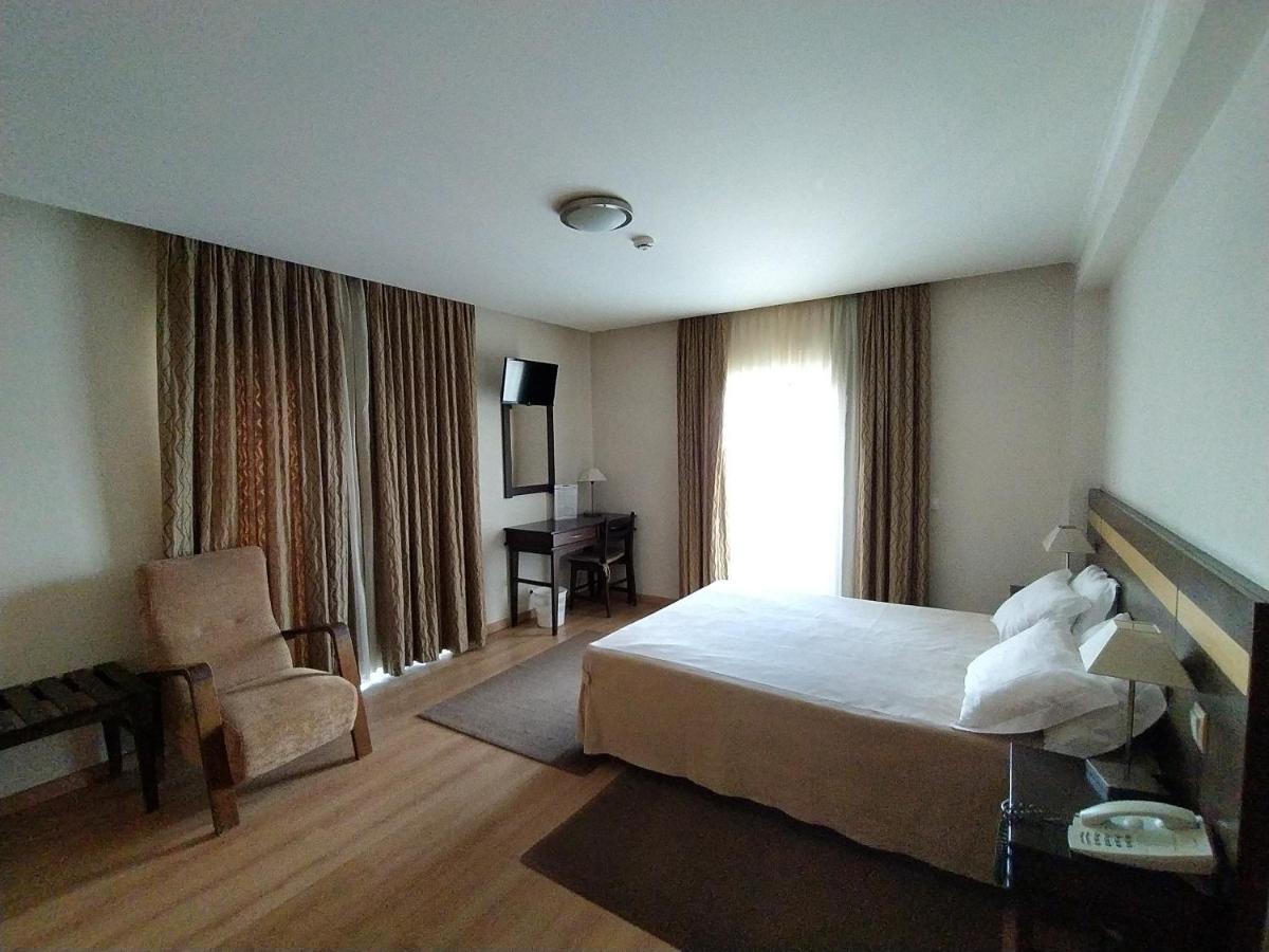 Hotel Santo Condestavel Fatima Esterno foto