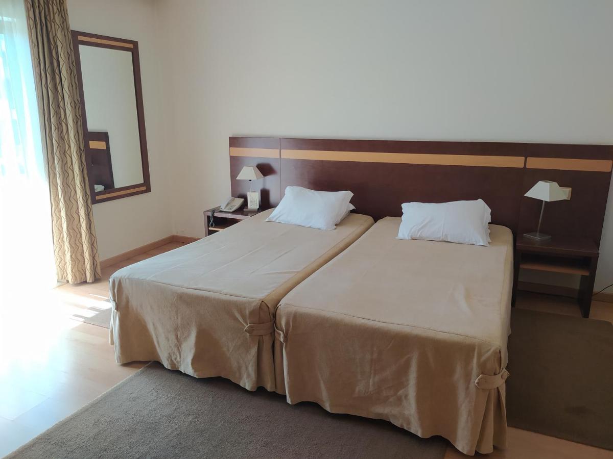 Hotel Santo Condestavel Fatima Esterno foto